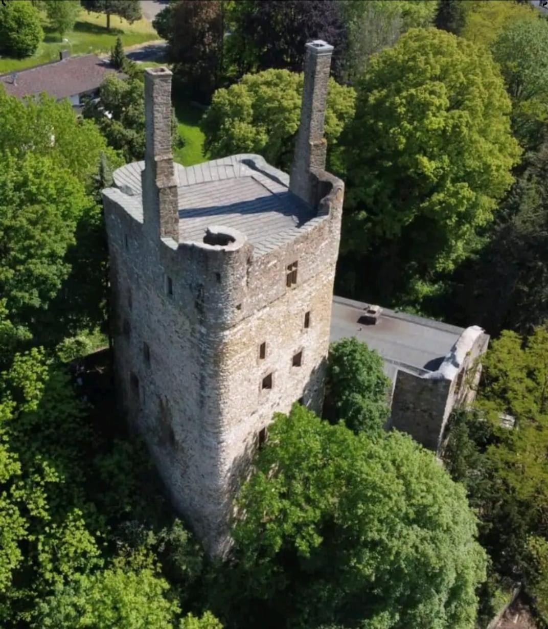Burg Hermannstein - Kings Room Ветцлар Екстер'єр фото