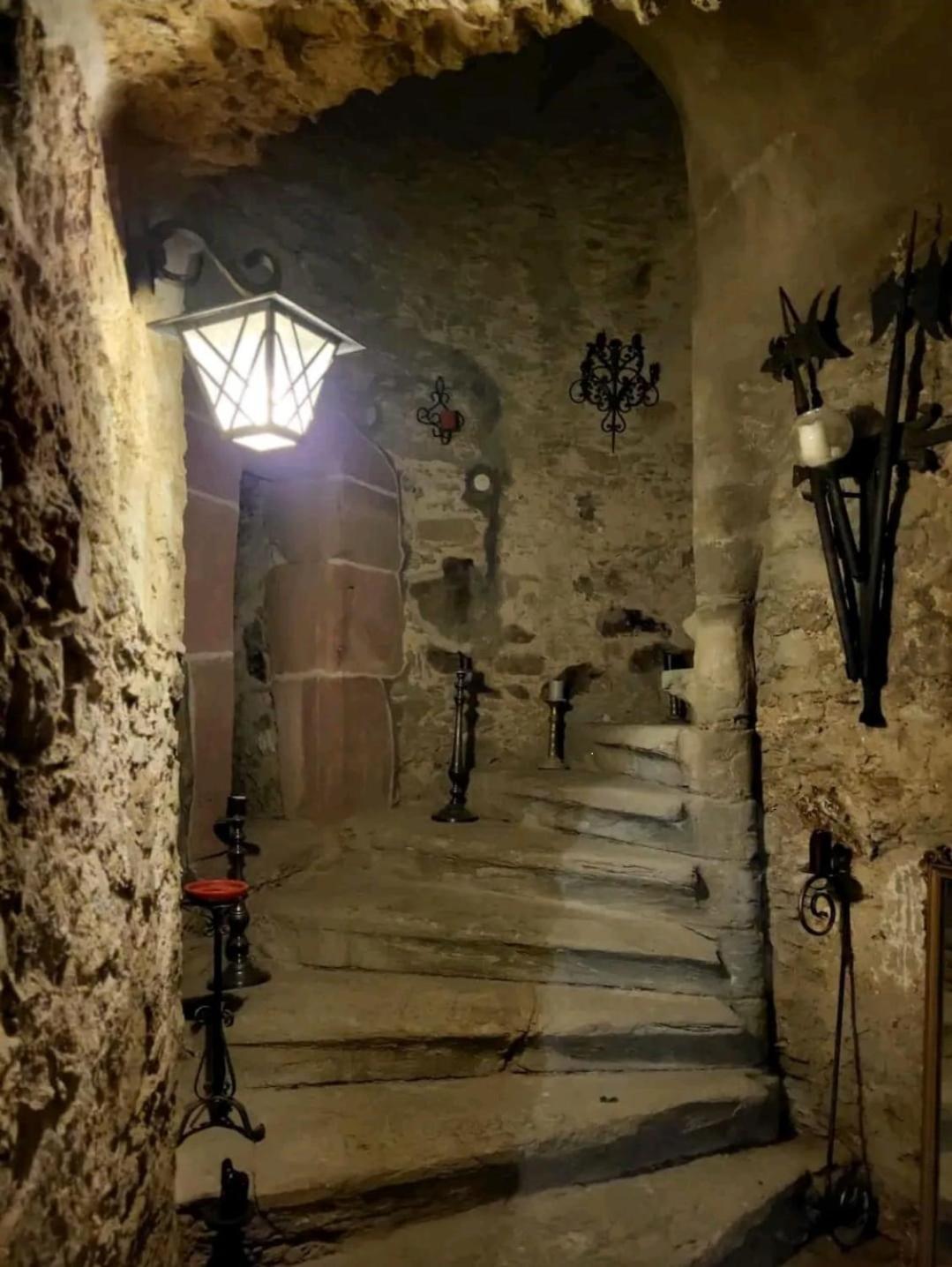 Burg Hermannstein - Kings Room Ветцлар Екстер'єр фото